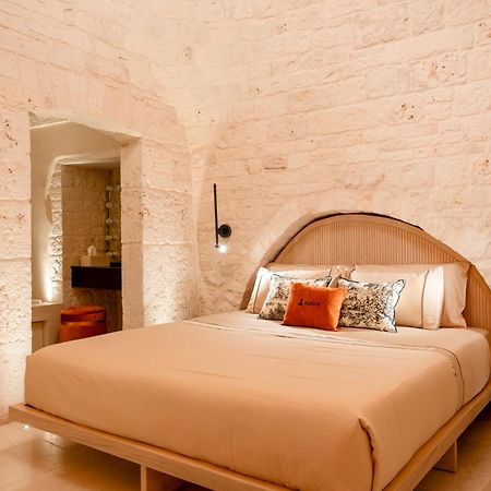 Апартаменти Naiira Luxury Trullo - Jacuzzi And Patio Альберобелло Екстер'єр фото